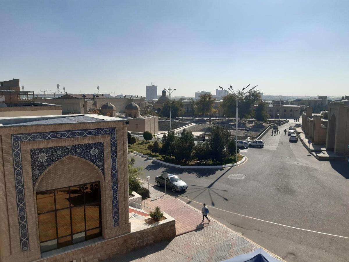Atlas Bukhara Esterno foto